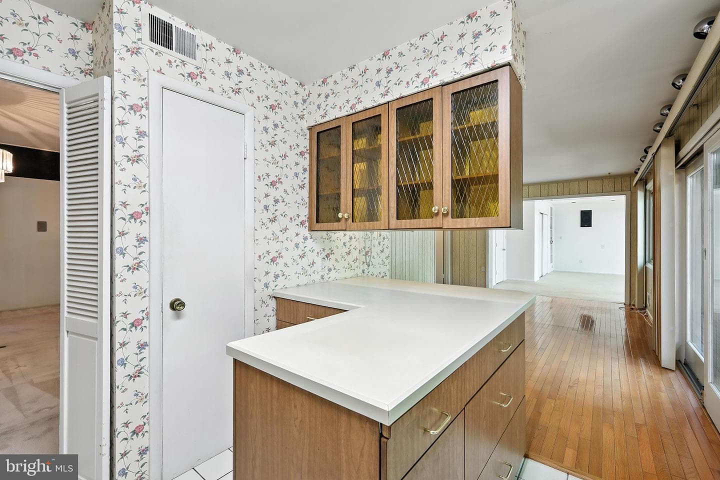 10958 Swansfield Road photo 13