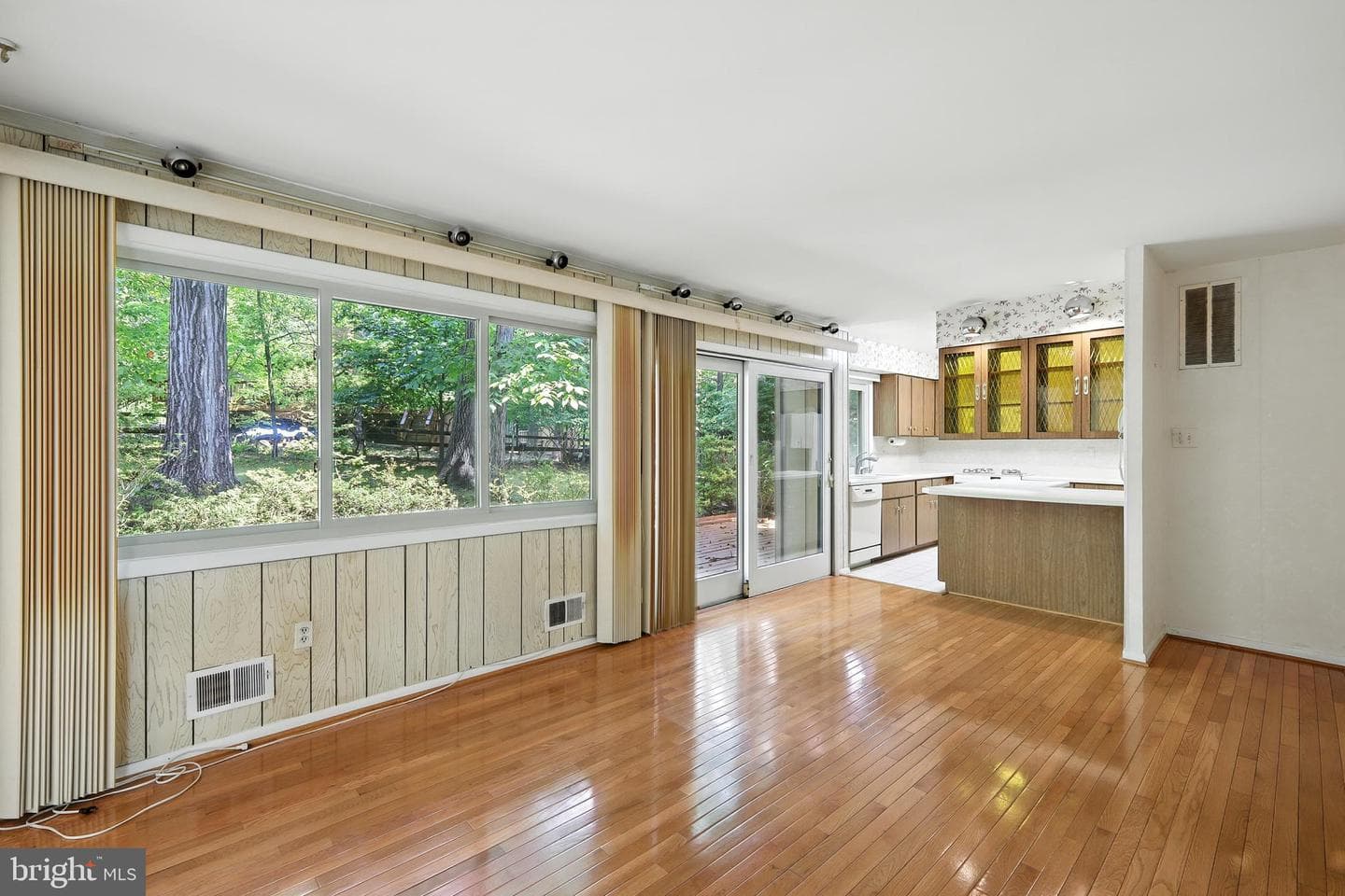 10958 Swansfield Road photo 16