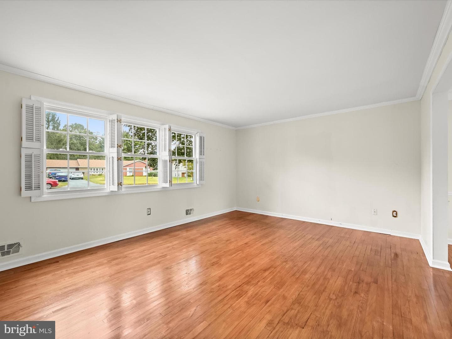 3044 Hickorymede Court photo 14