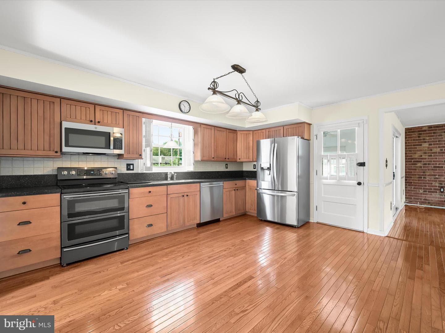 3044 Hickorymede Court photo 4