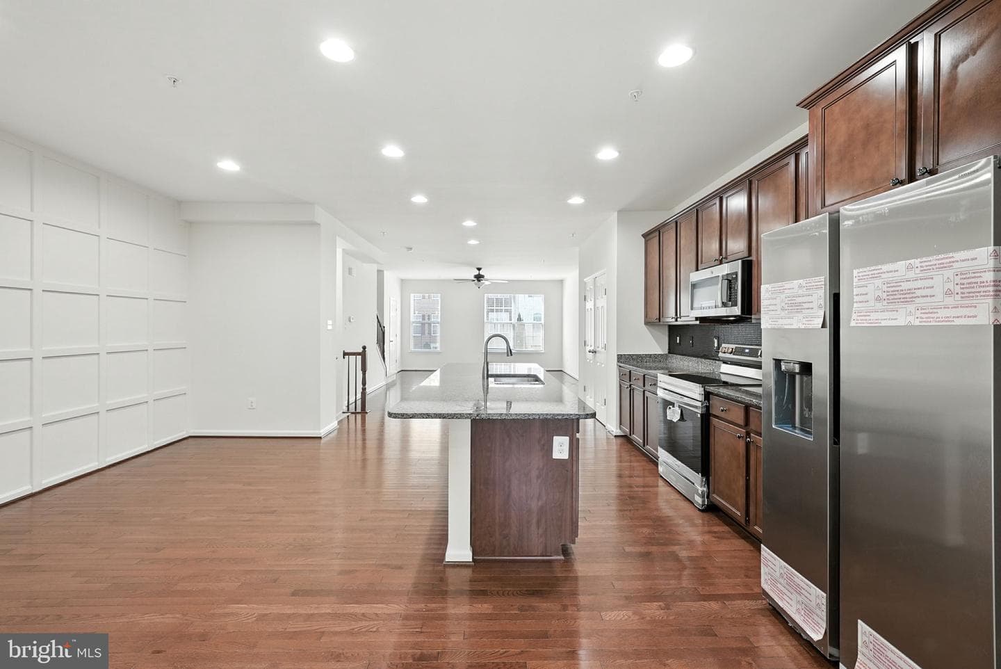 6803 Green Mill Way photo 5