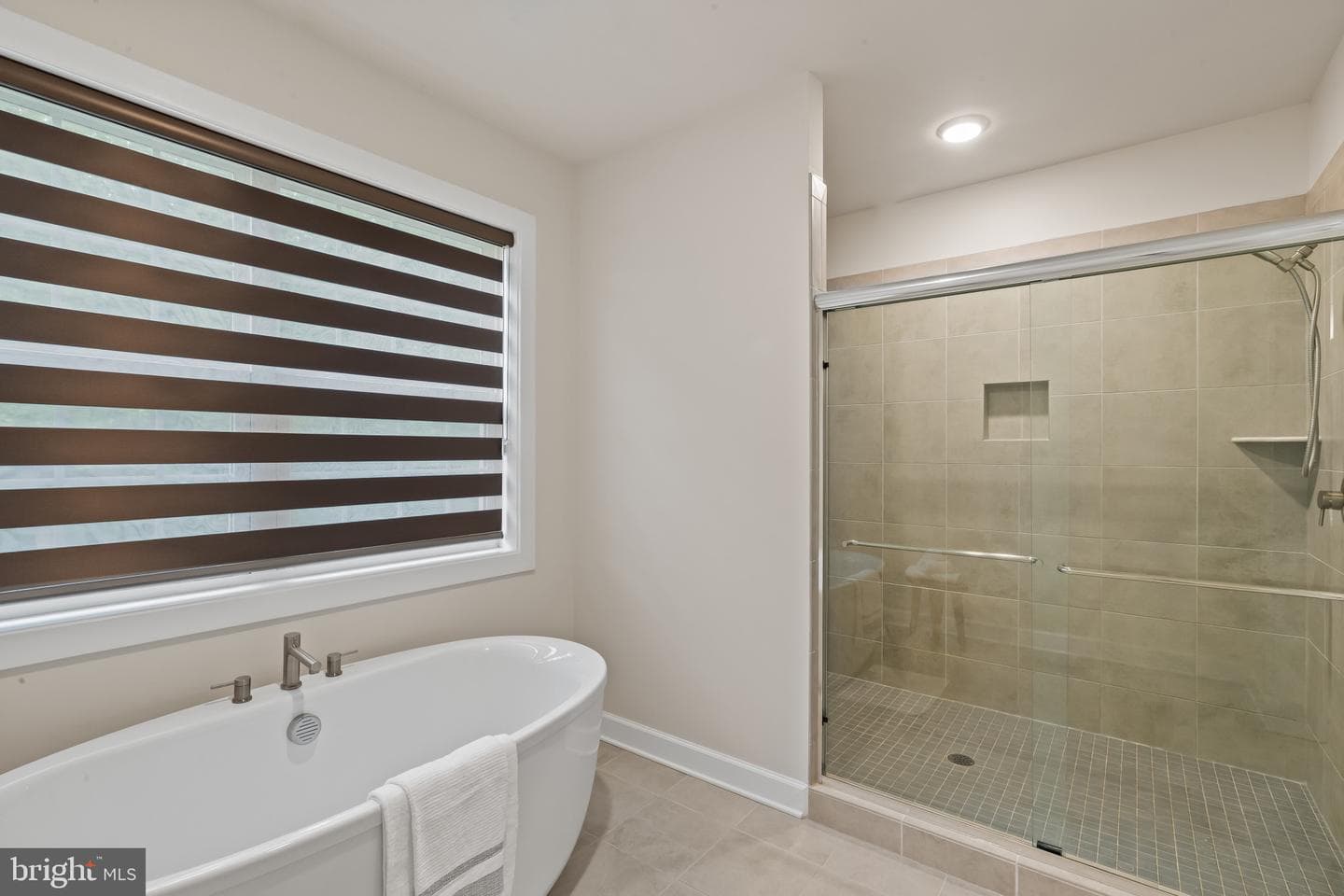 2608 Vardon Lane photo 25