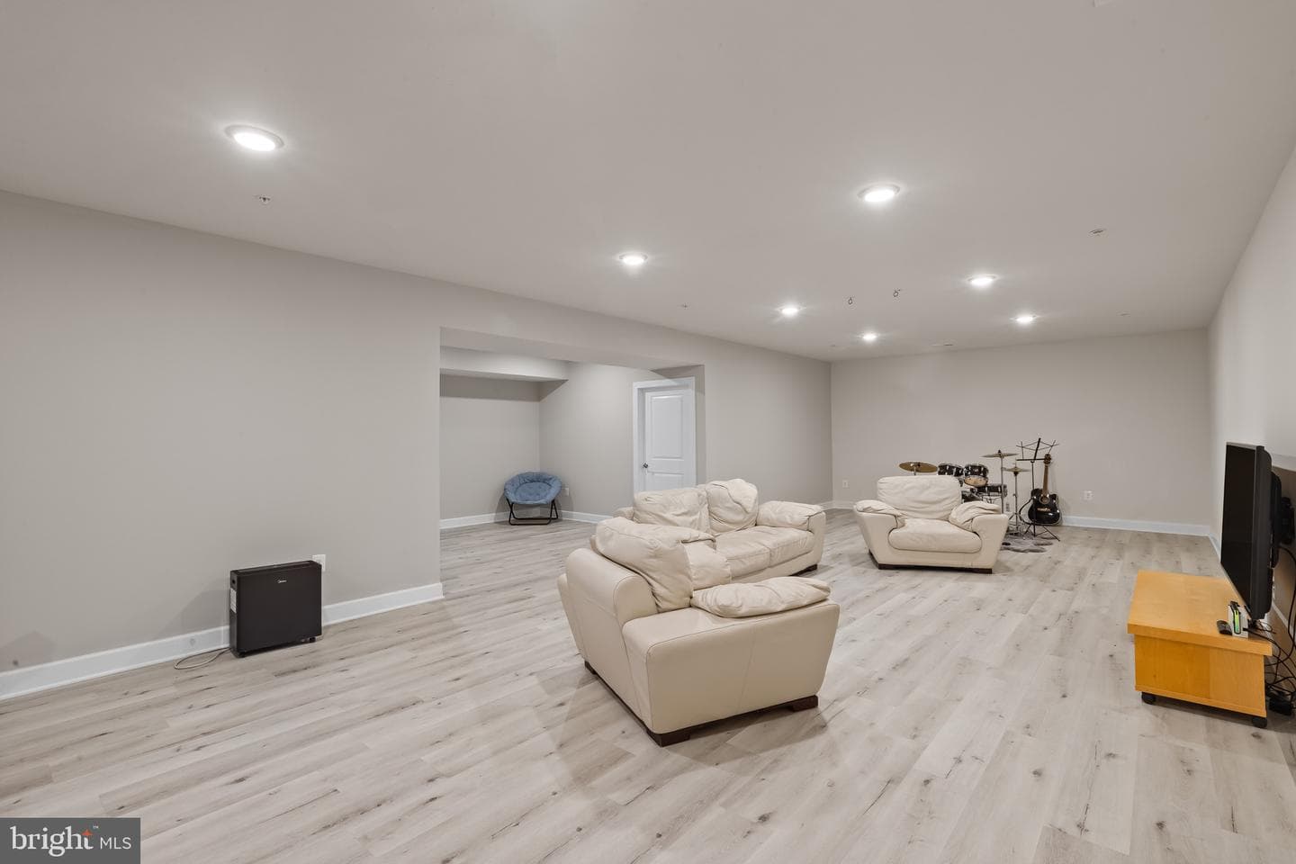 2608 Vardon Lane photo 36