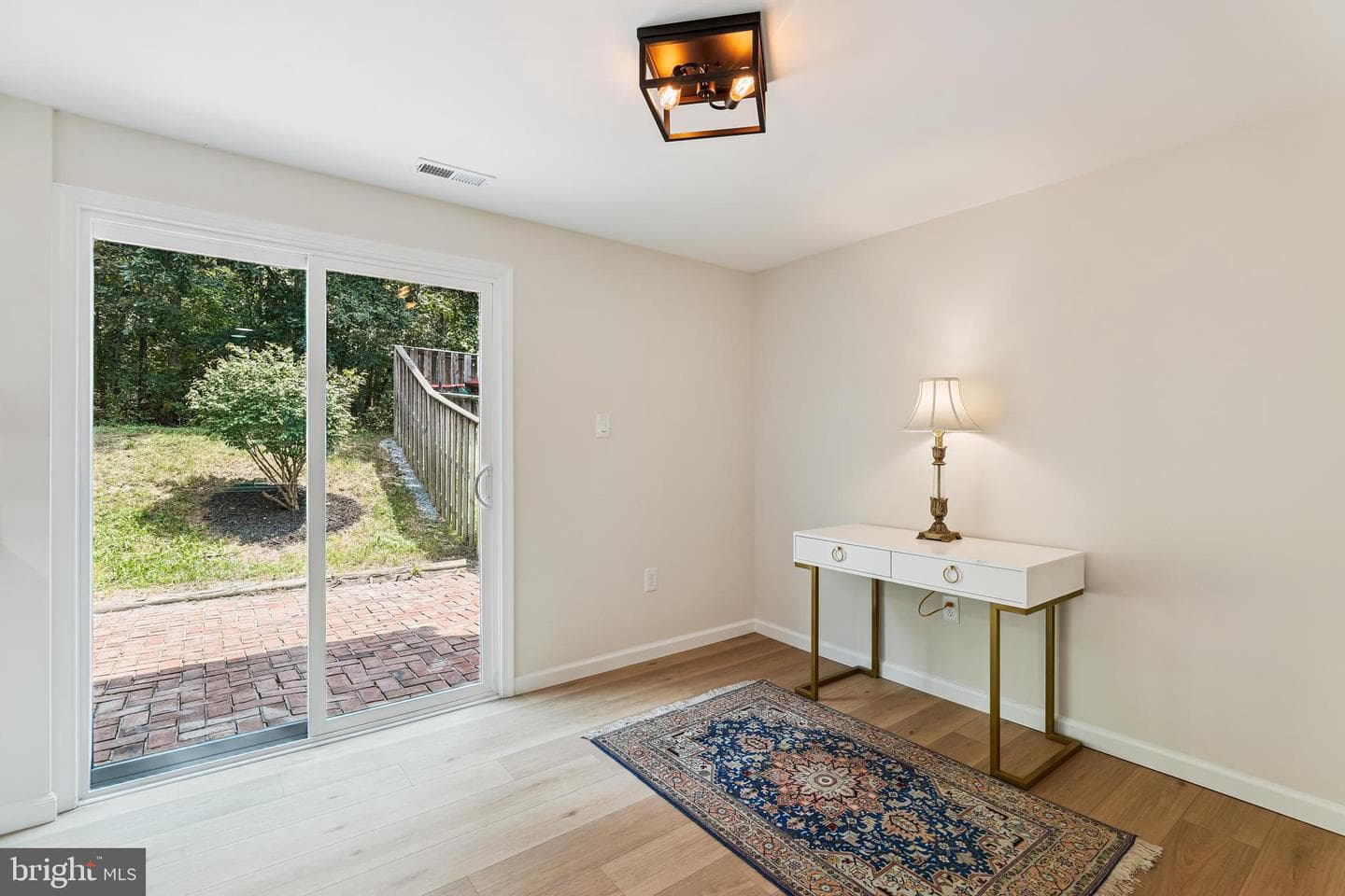 8114 Sheffield Court photo 10