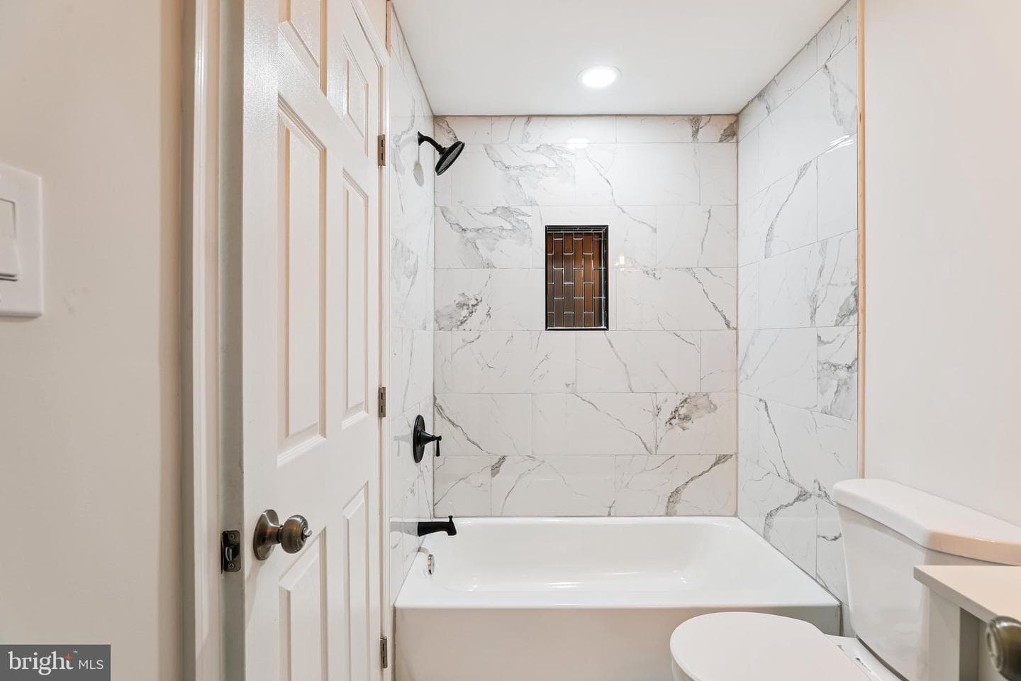 8114 Sheffield Court photo 16