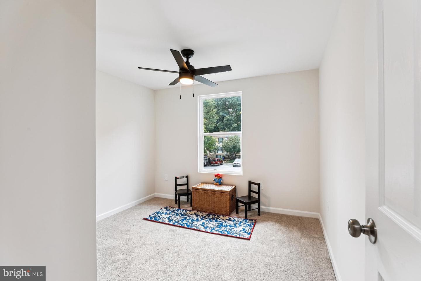 8114 Sheffield Court photo 18