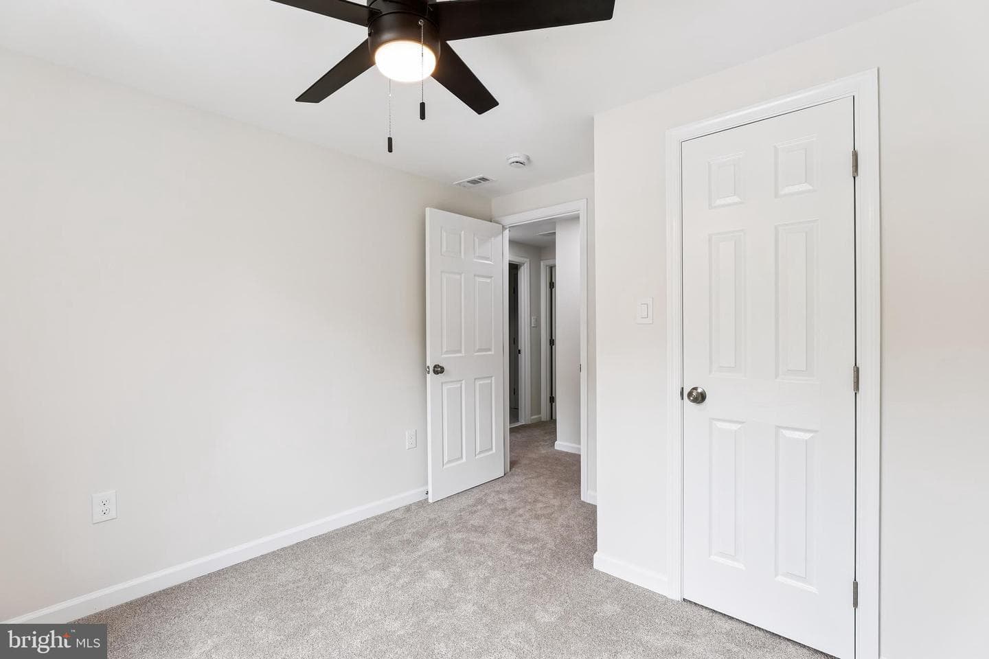 8114 Sheffield Court photo 19