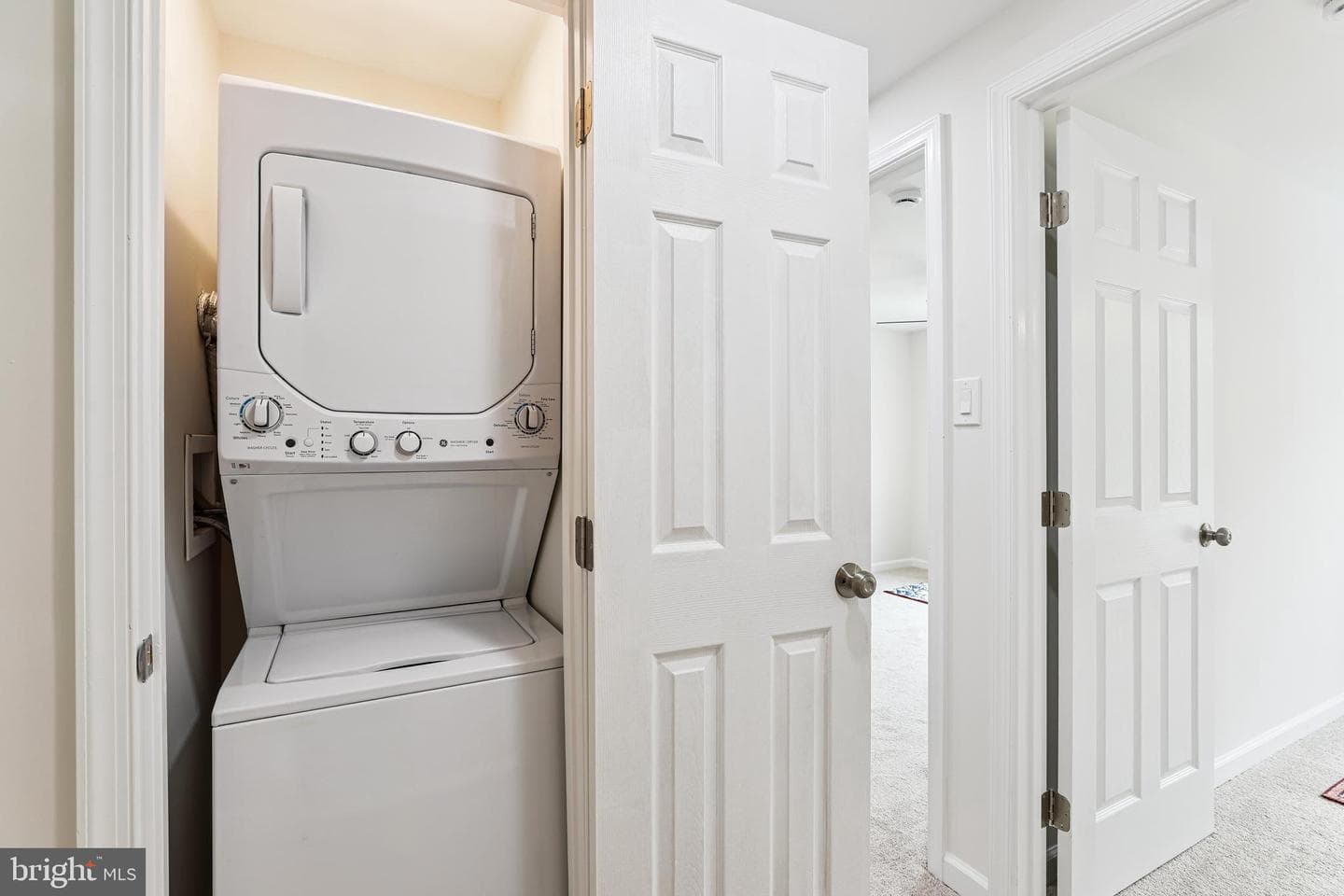8114 Sheffield Court photo 22