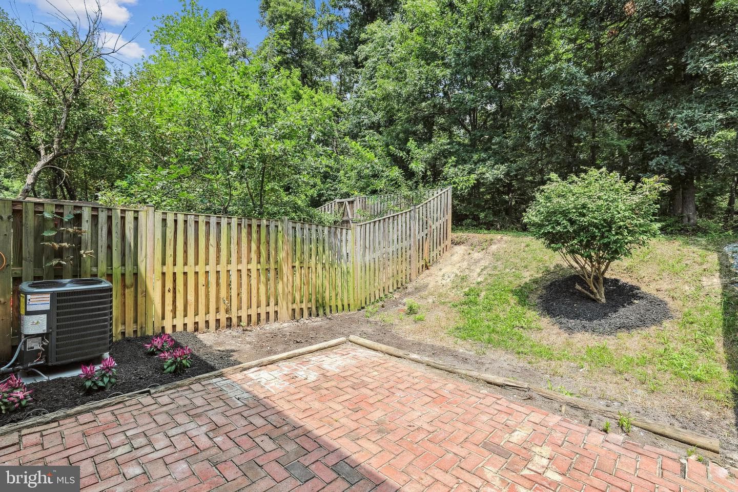 8114 Sheffield Court photo 25
