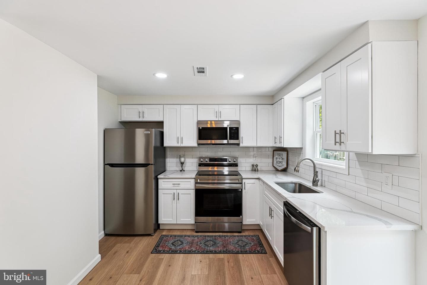 8114 Sheffield Court photo 6