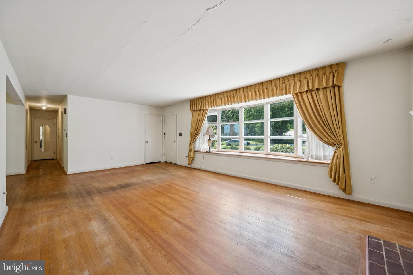 6553 Carlinda Avenue photo 4