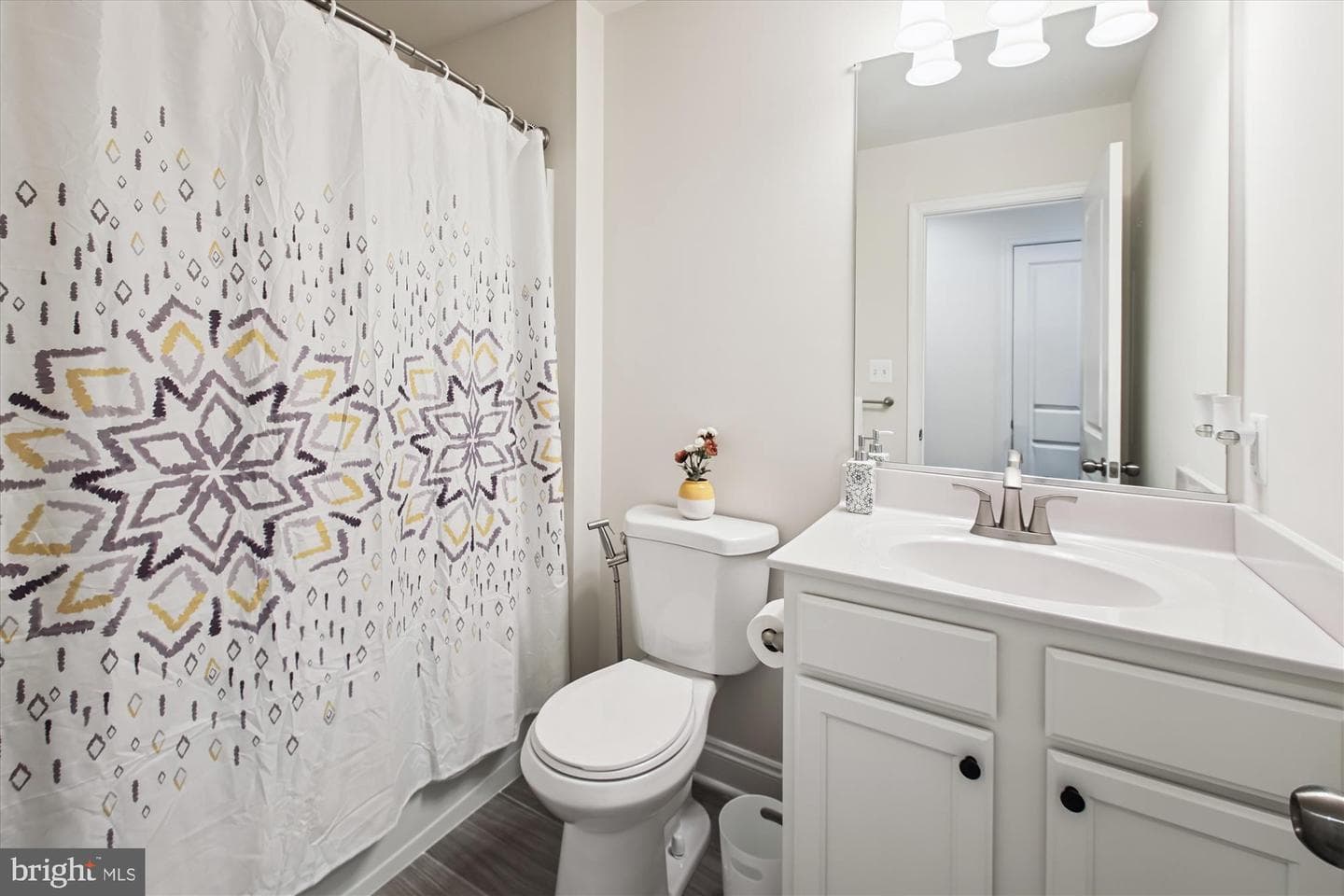 6391 Norris Street photo 28