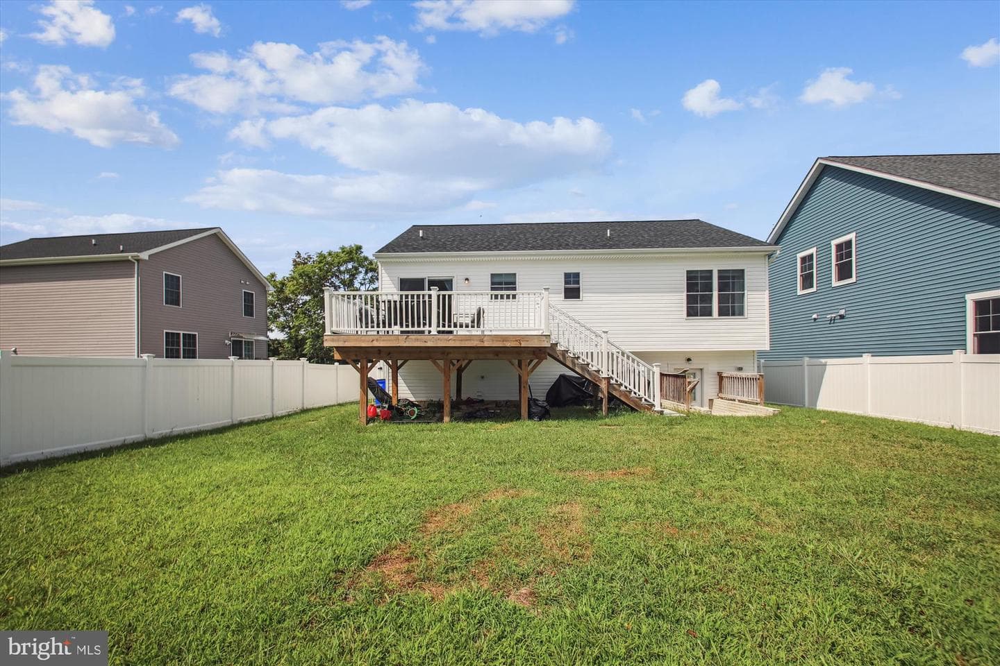 6391 Norris Street photo 3