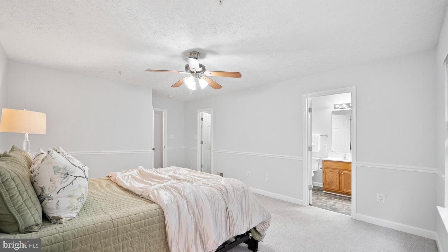 8349 Wades Way photo 16