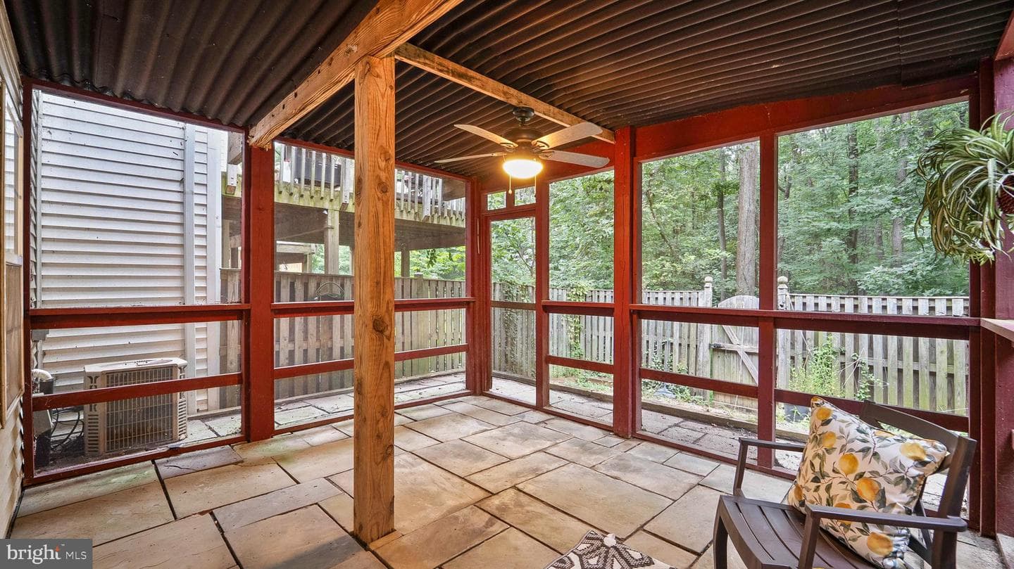 8349 Wades Way photo 31