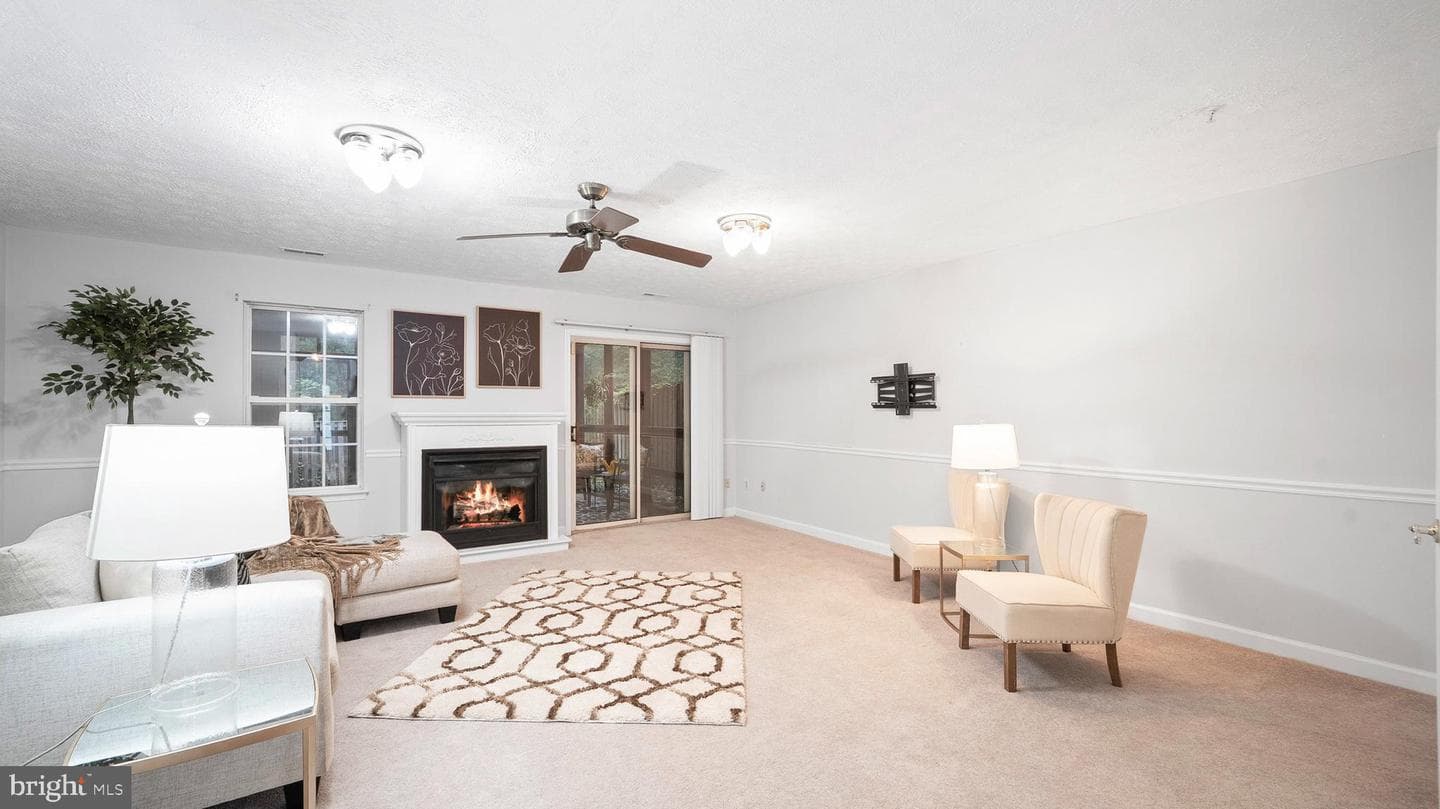 8349 Wades Way photo 8
