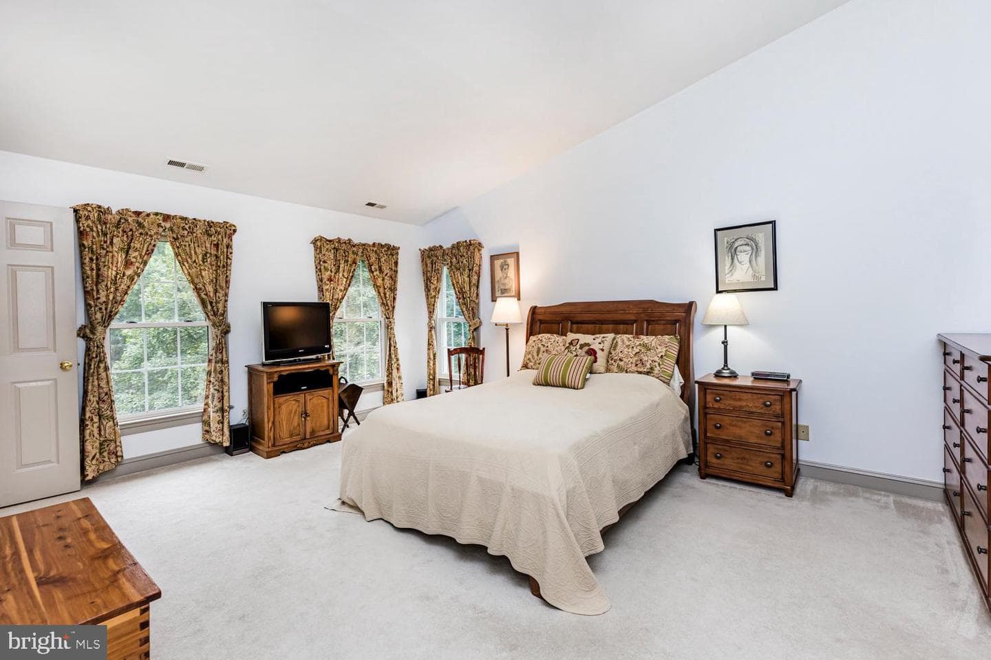 2803 Woodsdale Road photo 46