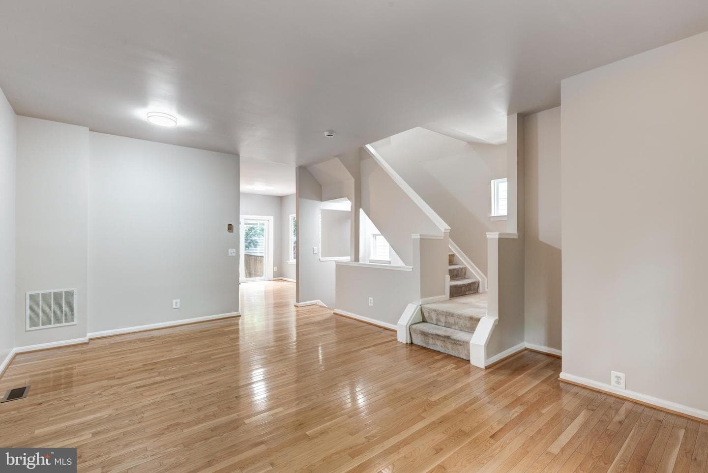 6553 Tyson Place photo 7