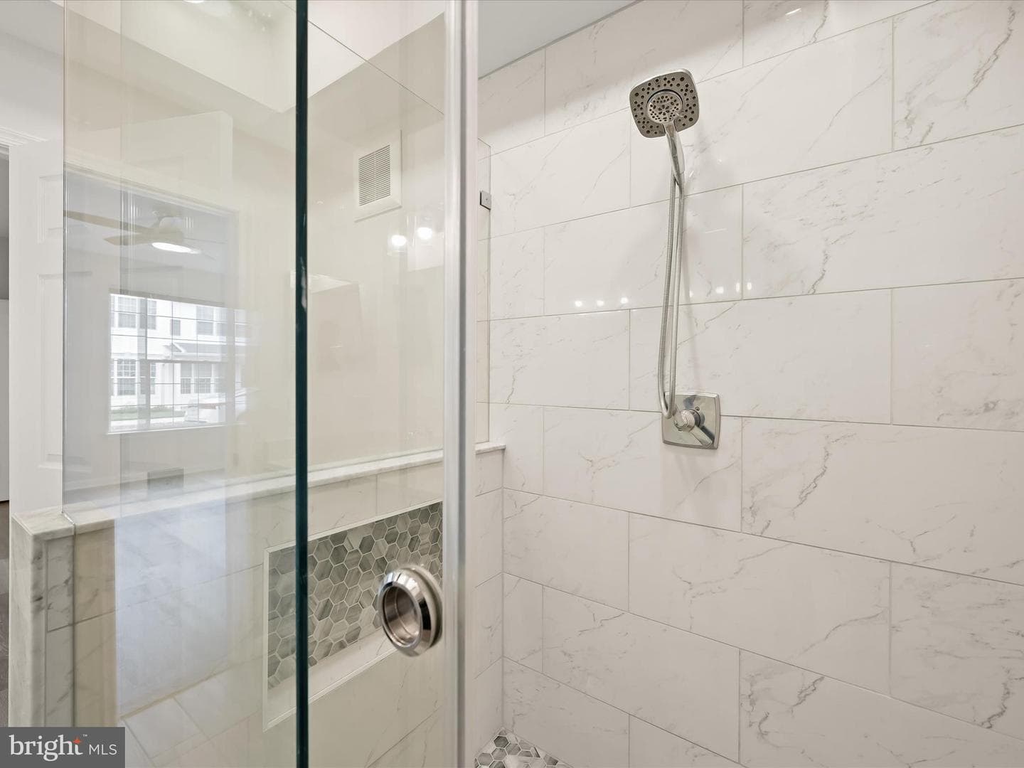 10822 Warfield Place #102 photo 19