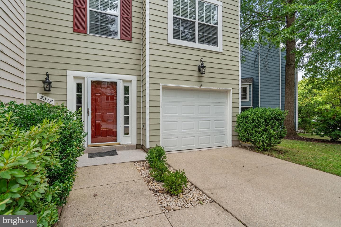 5317 Chase Lions Way photo 2