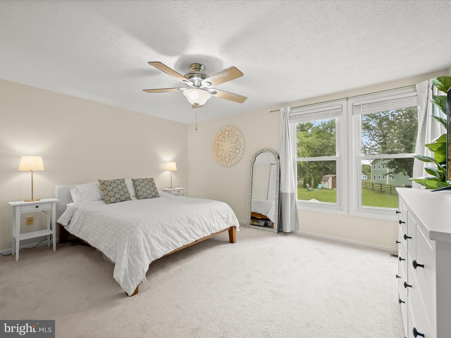 5509 Fox Tail Lane photo 4