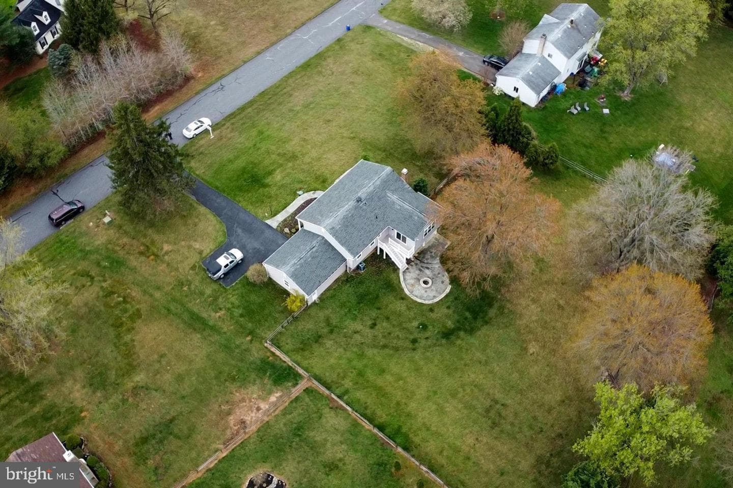 3309 Stapleton Drive photo 9
