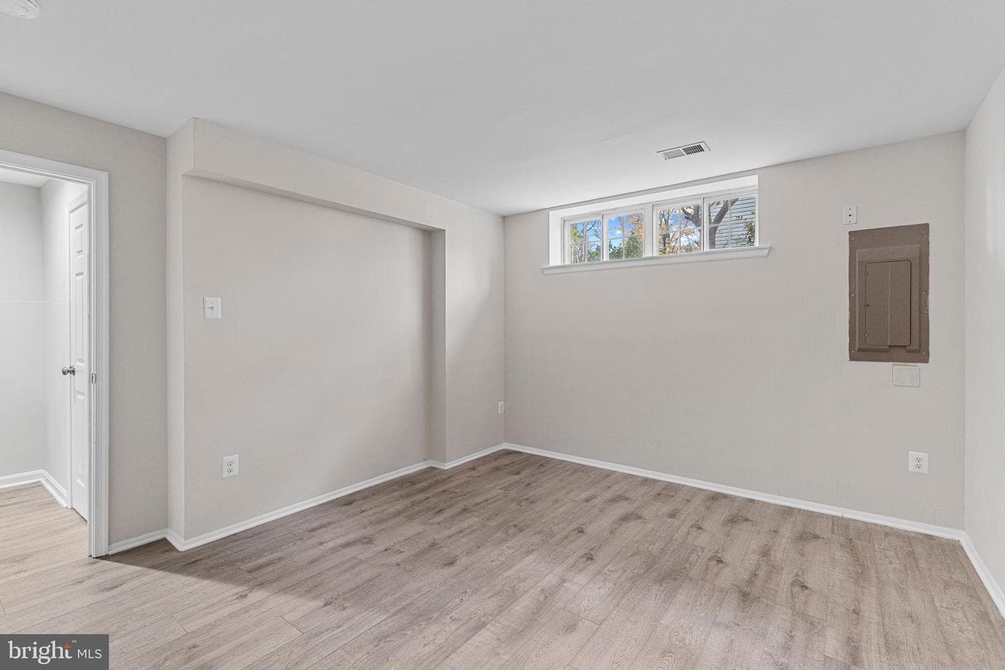 8871 Stonebrook Lane photo 25