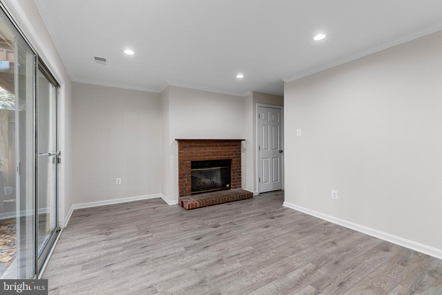 8871 Stonebrook Lane photo 31