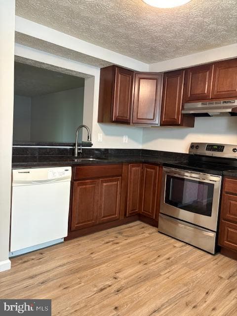 8373 Silver Trumpet Drive N photo 8