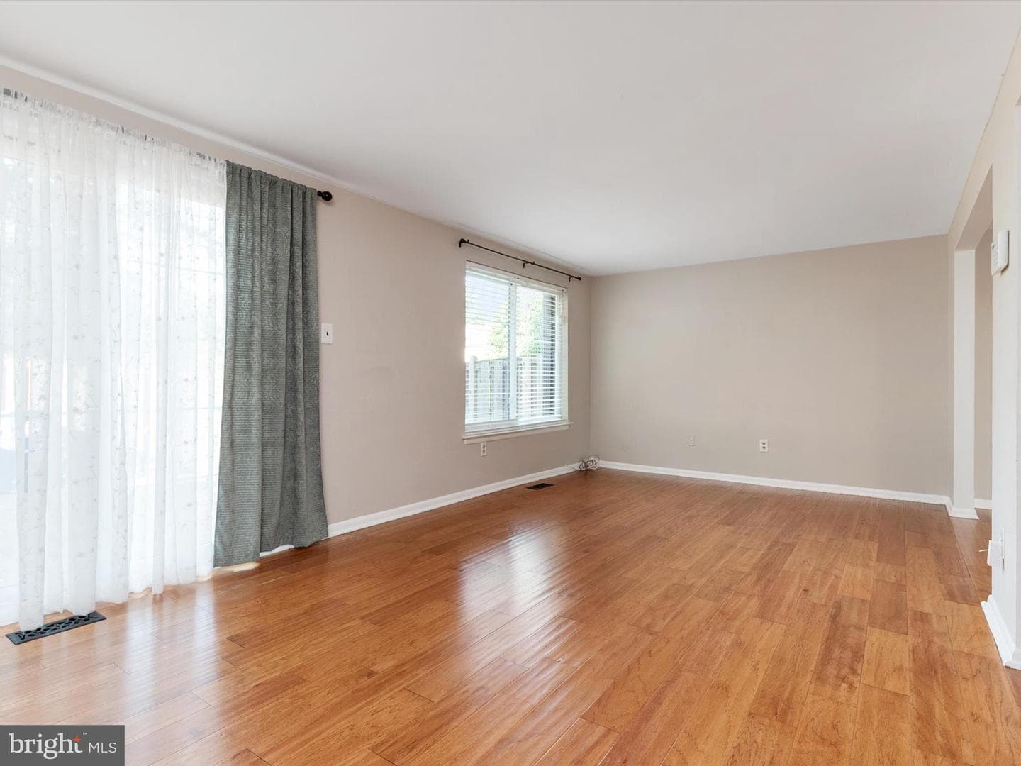 5390 White Mane photo 17