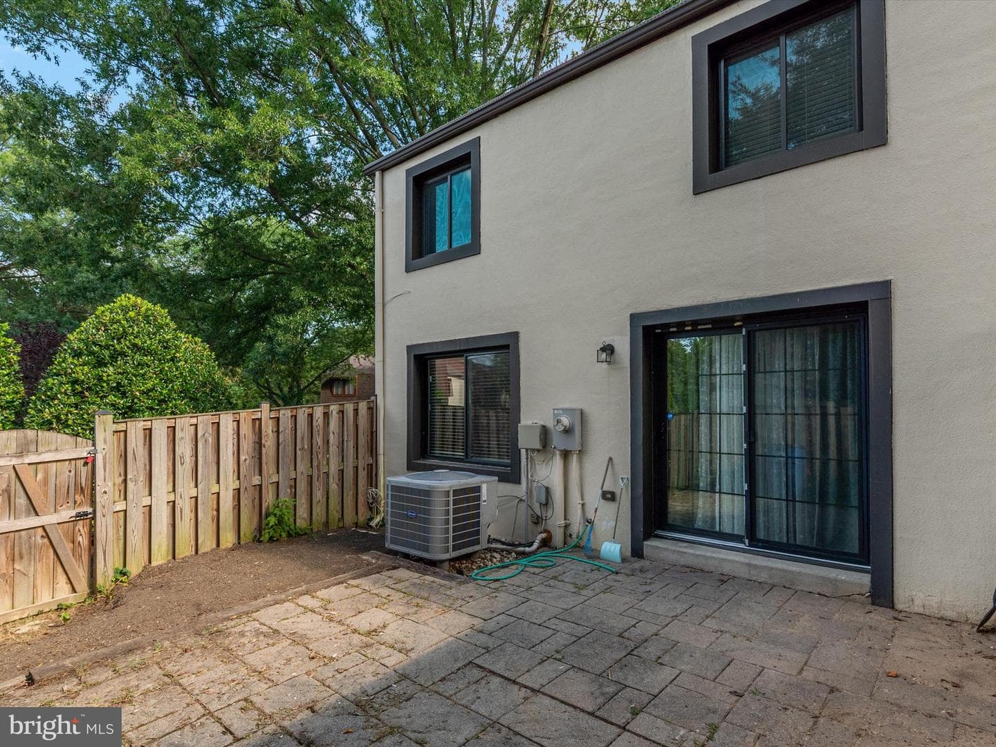 5390 White Mane photo 19