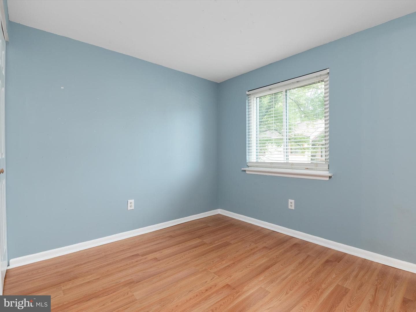 5390 White Mane photo 26