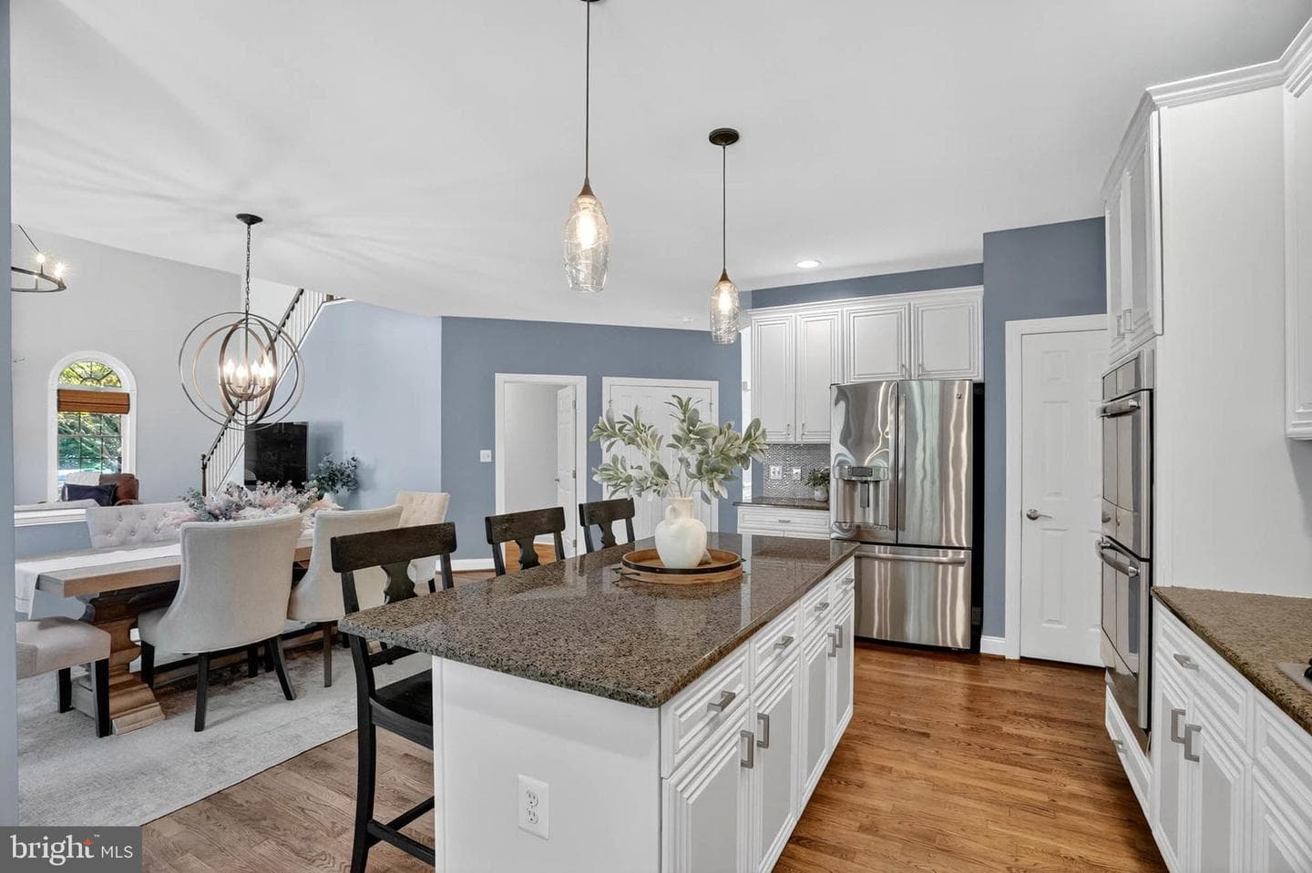 15004 Oak Ridge Court photo 4