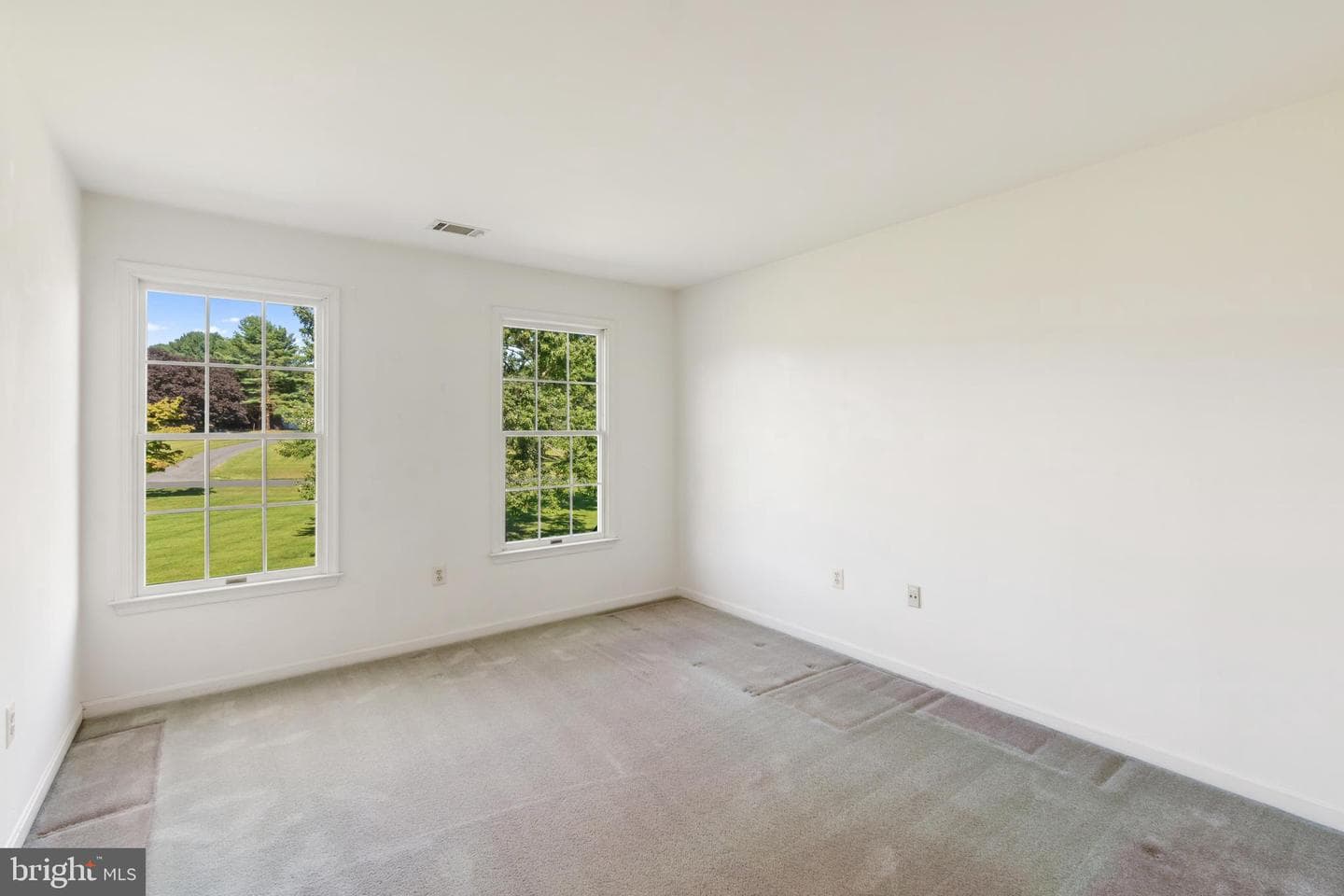 17400 White Dogwood Court photo 29