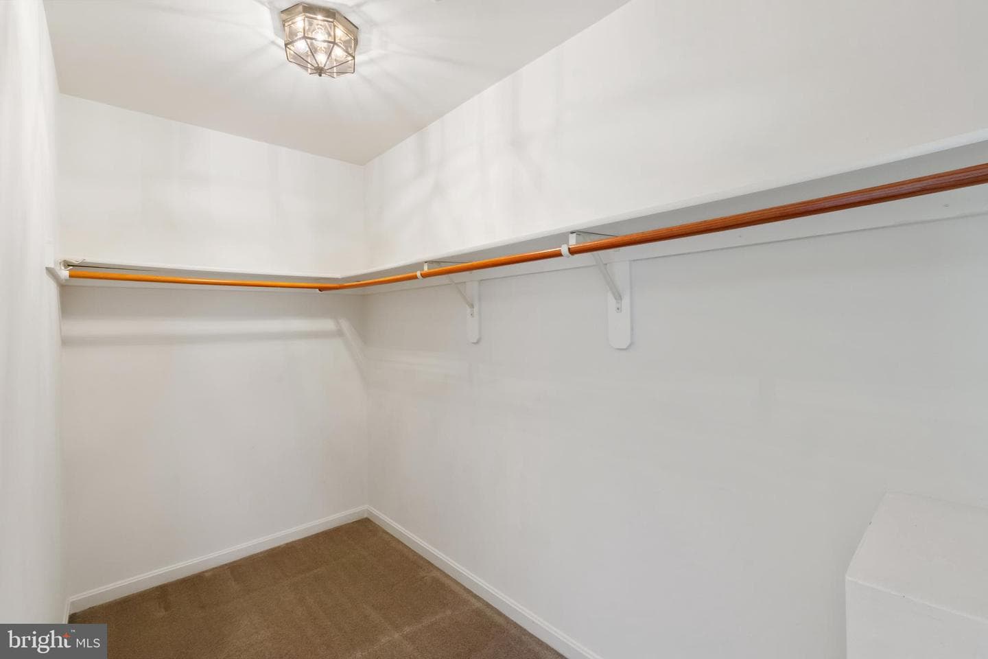 17400 White Dogwood Court photo 33