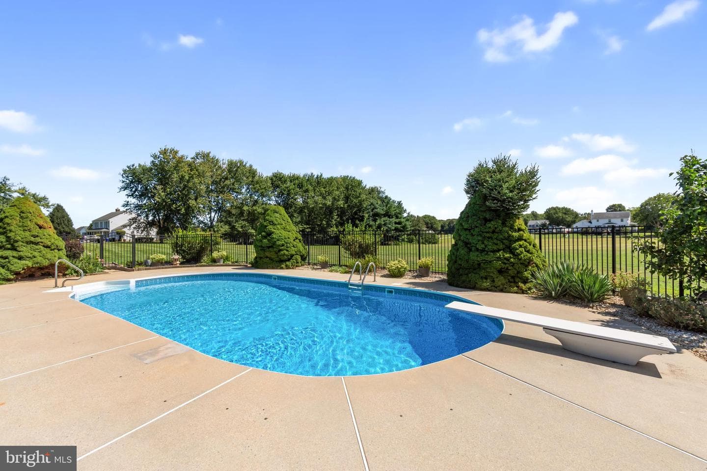 17400 White Dogwood Court photo 49