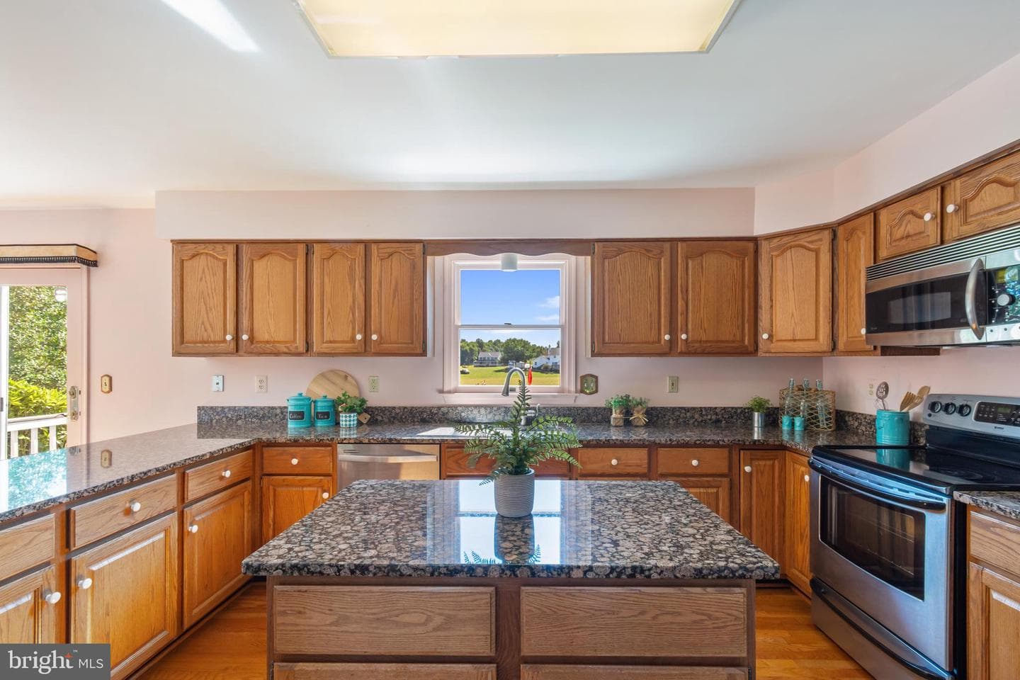 17400 White Dogwood Court photo 5