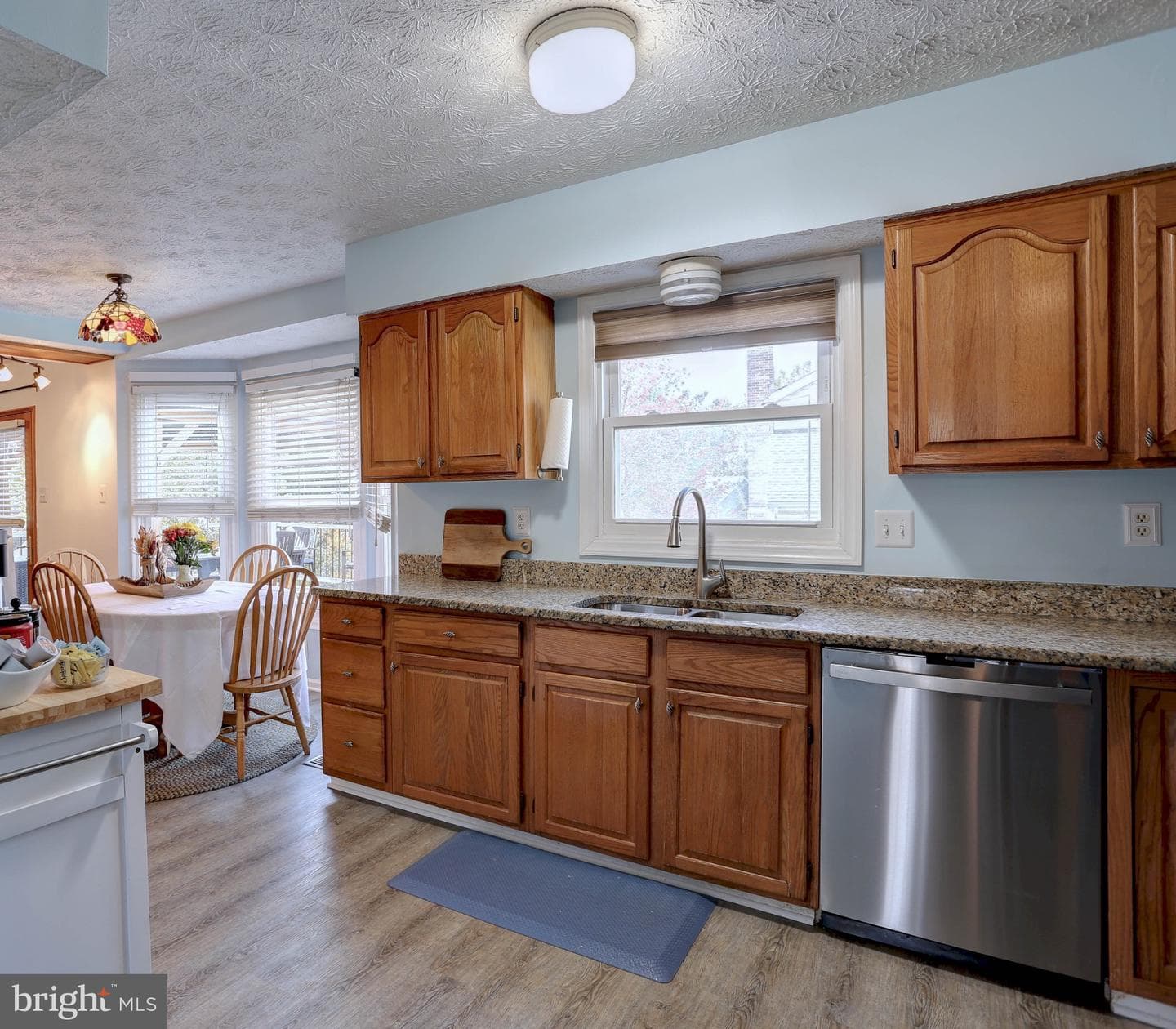 8200 Splashing Brook Court photo 23