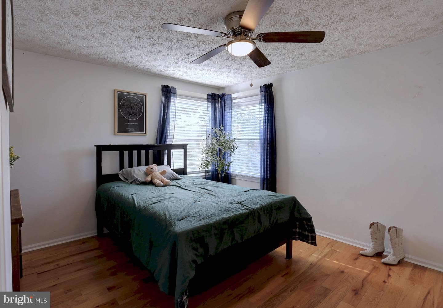 8200 Splashing Brook Court photo 33