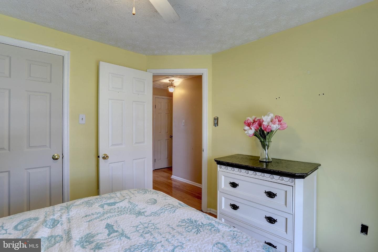 8200 Splashing Brook Court photo 37