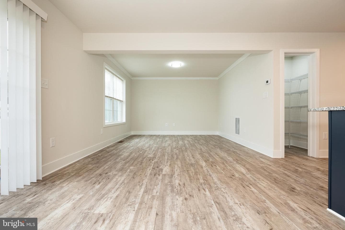 6274 Mound Street photo 18