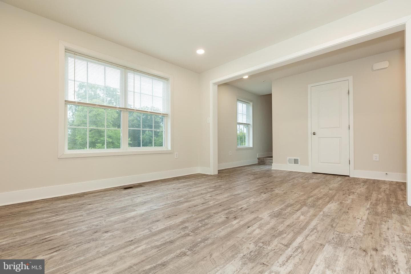 6274 Mound Street photo 38