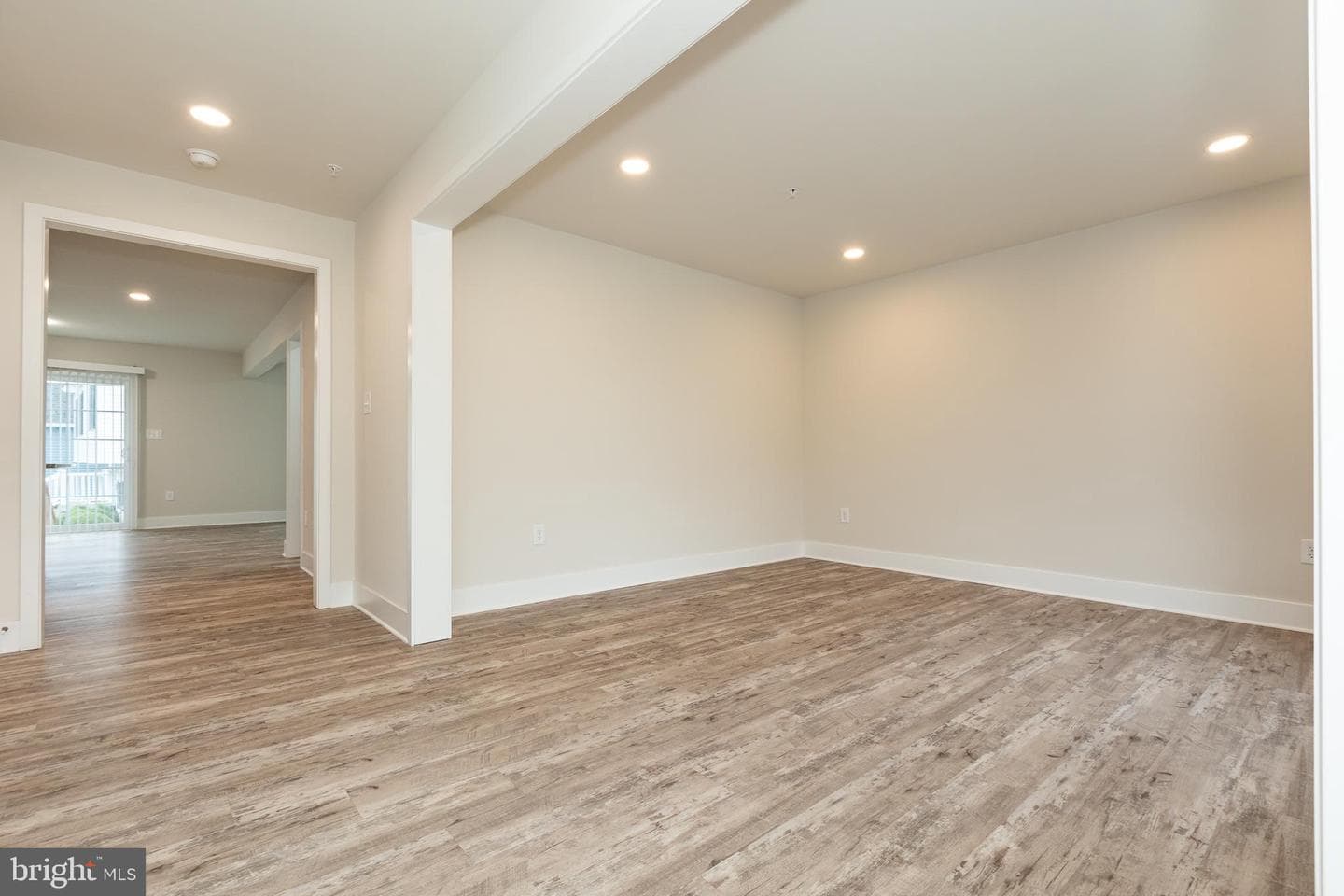 6274 Mound Street photo 42