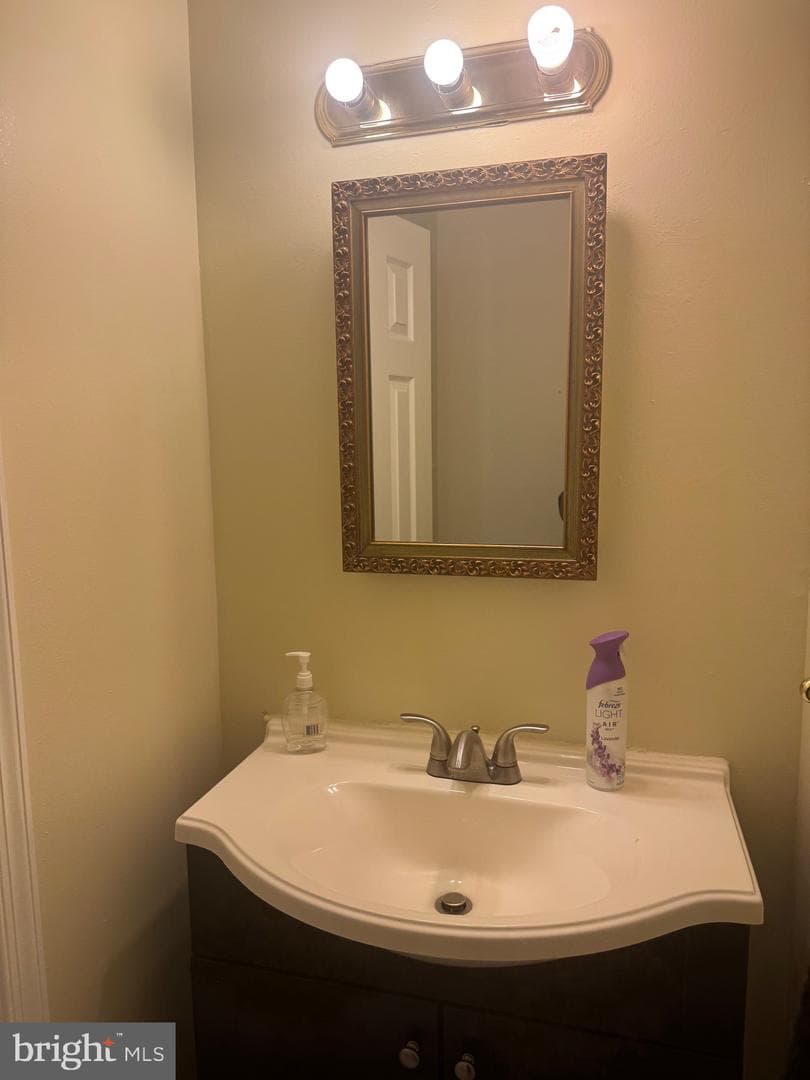 5416 Morning Glory Court photo 11