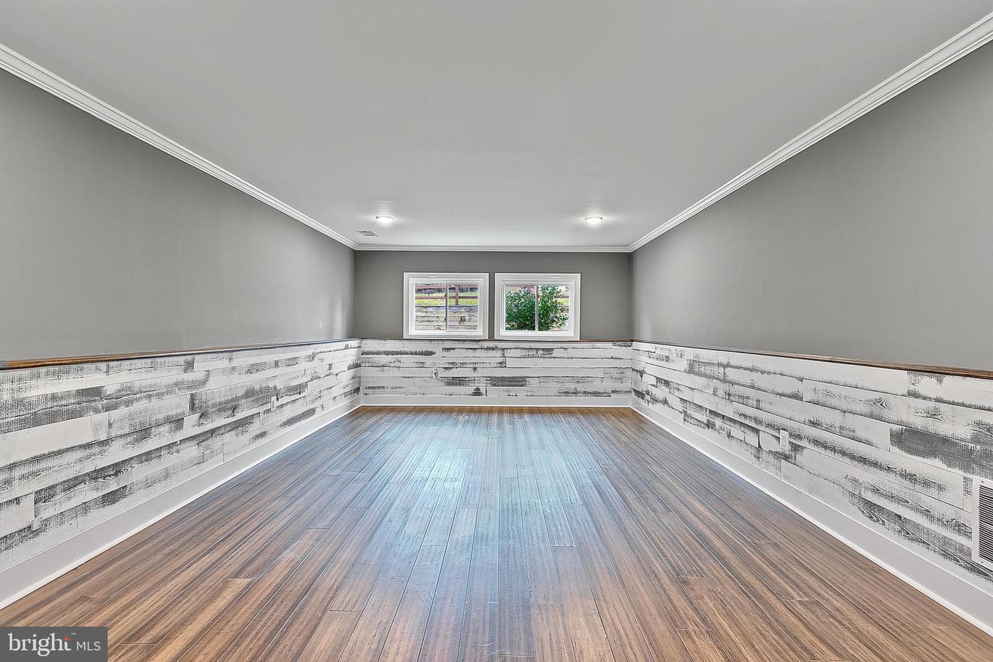 9068 Goldamber Garth photo 27