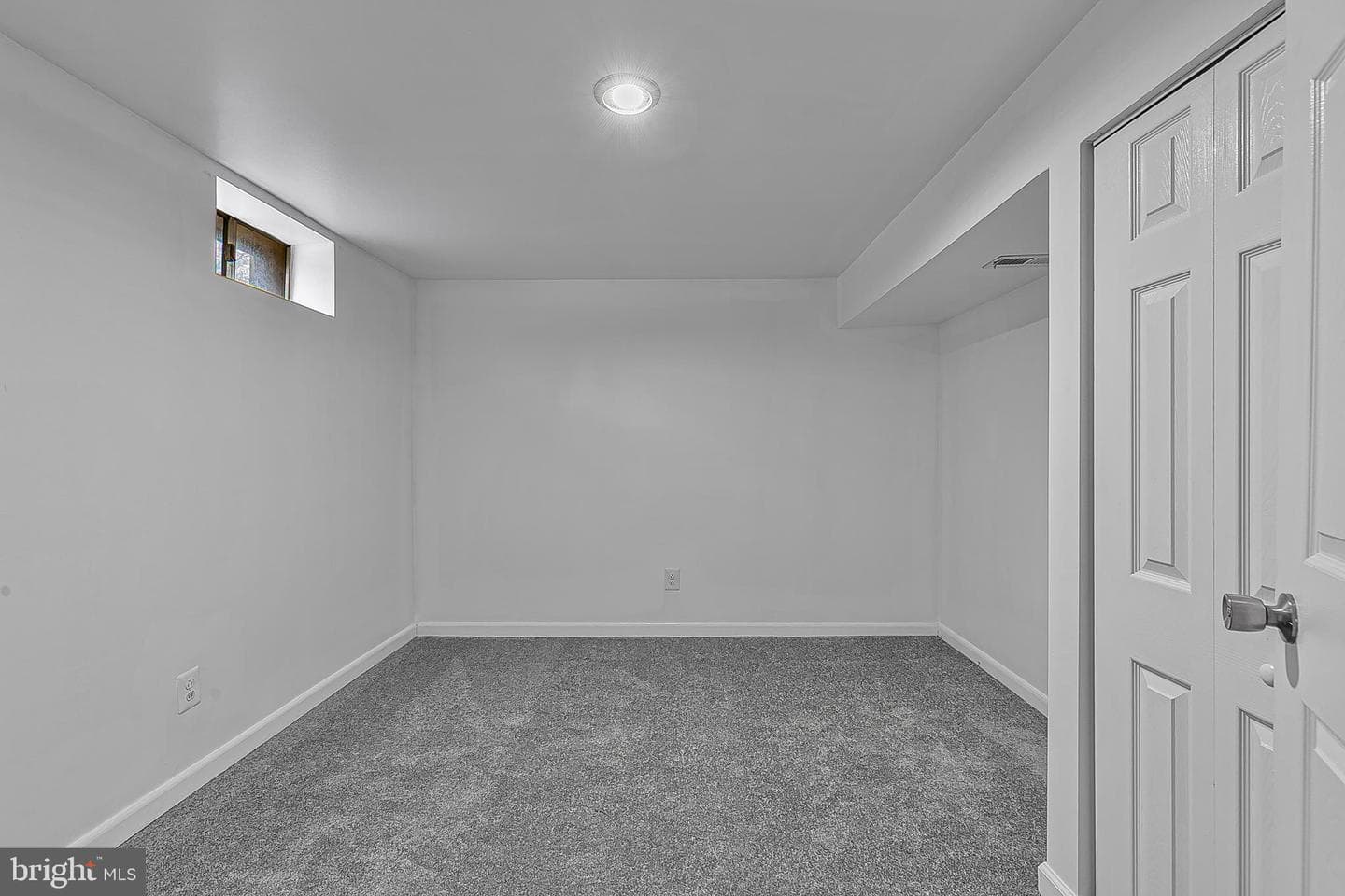 9068 Goldamber Garth photo 31