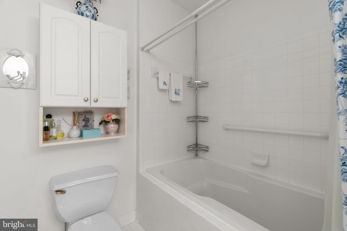 2111 Ganton Green #E 110 photo 23