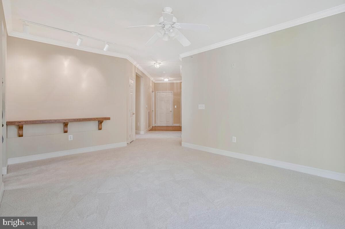 2530 Kensington Gardens #403 photo 9