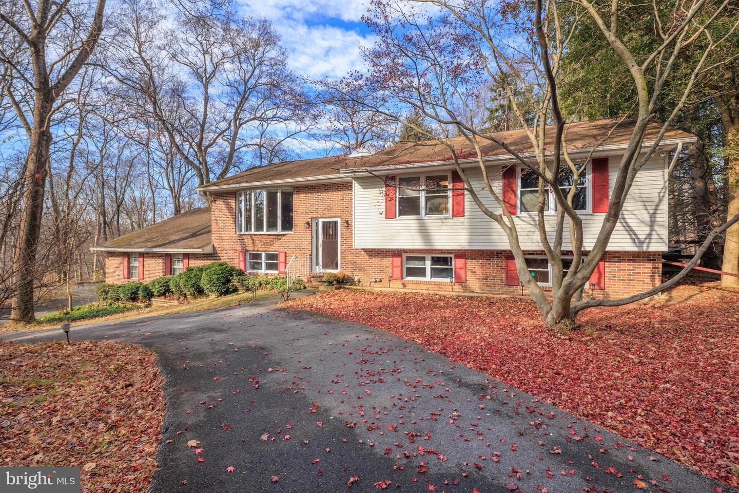 825 Misty Meadow photo 34