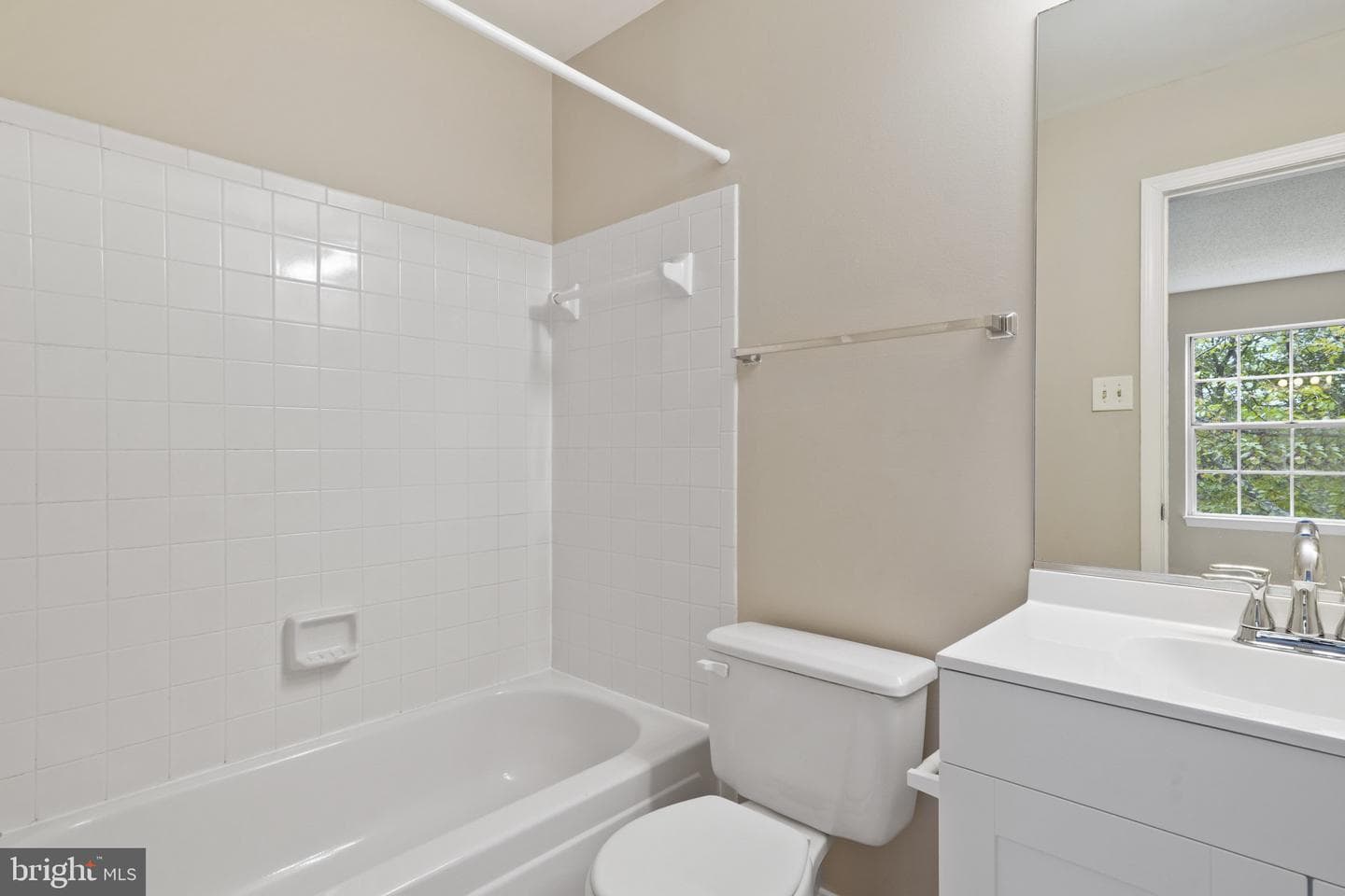 4940 Dorsey Hall Drive #7 photo 32